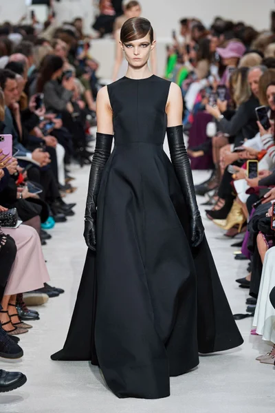 Look 84